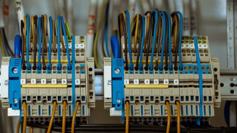 DM Heverlee biedt elektrische materialen van topmerken met professioneel advies voor uw project